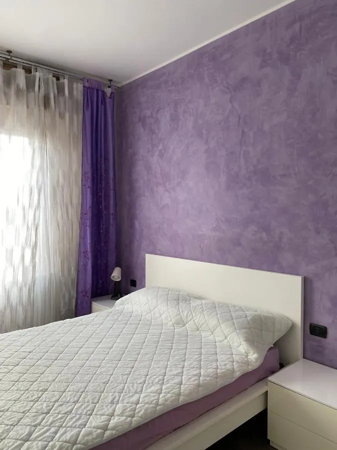 Apartment Petit Place Incantevole A Due Passi Da Milano! Cologno Monzese Italy
